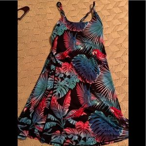 Constantly Varied Gear dress size Large